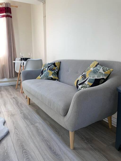 Modern 1 Bed Apartment In The City Centre Of Derby Exterior foto