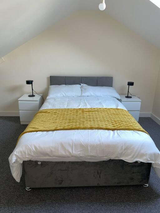 Modern 1 Bed Apartment In The City Centre Of Derby Exterior foto